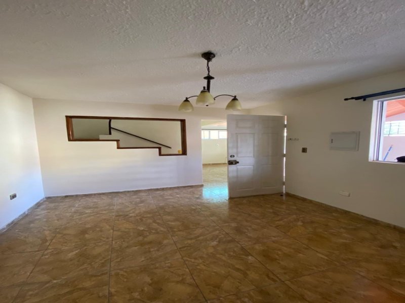 Casa 4D3B1E